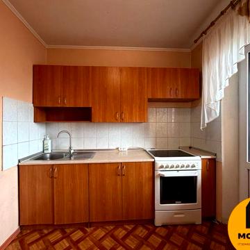 Продамо 2 кімн. квартиру, вул. Ревуцького 17, м Харківська