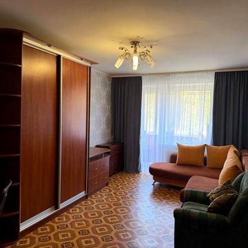 Продам 2 ком. квартиру в р-н  Астра "