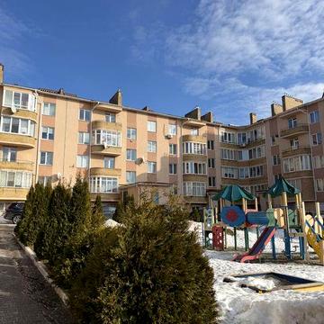 Власник 2 кімнатна квартира з ремонтом в новобудові в м. Пустомити віл. Радоцинська
