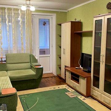 Продам  однокімнатну квартиру у Вознесенівському районі , біля 5 гор бол