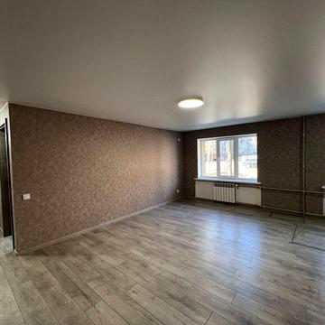Продам 3х кімнатну квартиру в центрі міста.