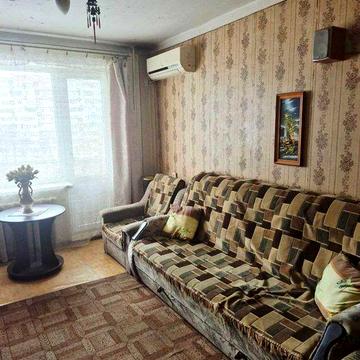 Продам 3 кімнатну квартиру ( газ середній поверх -можна сертифікат )