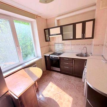 В продаже  1 комнатная квартира метро Студенческая