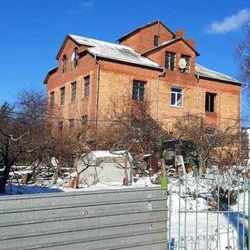 Продам цегляний будинок в районі кінцевої зупинки ГРЛ