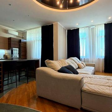 Оренда 4 к. на Лесі Українки 30-Б, 170 м.кв.
