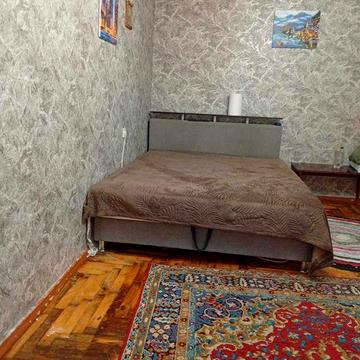 Продам двухкомнатную квартиру в Хортицком районе