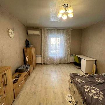 1 комн -36 метров. Центр. Ремонт. Мебель. 1/ 1 эт. ул Пишоновская