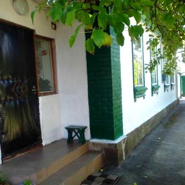 Продається будинок в районі вулиць Сінна-Пржевальського.