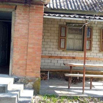 Будинок з городом та великий двір