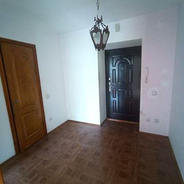 Продається 1 кімнатна квартира на Корольова (Тернопіль)