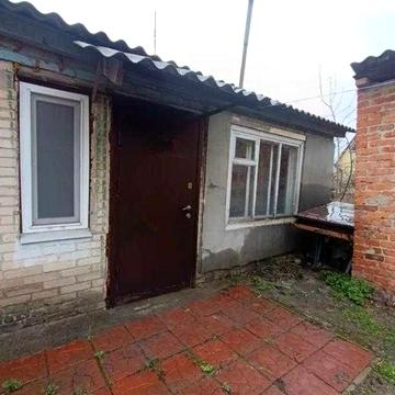 Продам 2-х кімнатну квартиру в Дергачах, р-н центру.