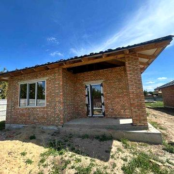 Продам будинок в Червоних Горах
