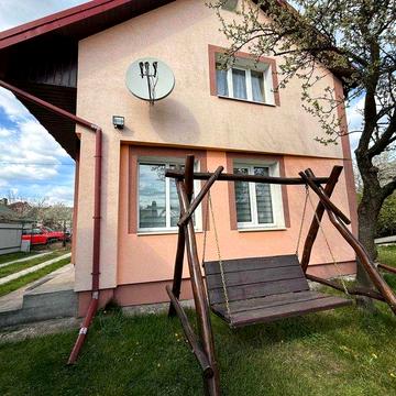 Продаж будинку у Підрясному по вул. Вербова