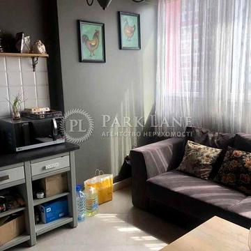 Продаж квартири з авторським ремонтом, вул. Драгоманова, 2а, метро Позняки