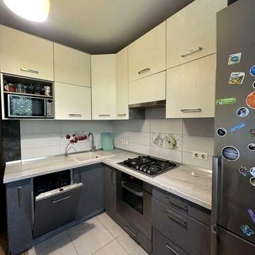 Продам 2к квартиру Тополь -3
