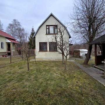 Продам будинок з ділянкою 8 соток в Липниках