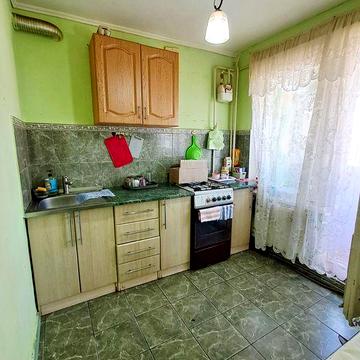Продаю 1 кімнатну квартиру по вул . Достоєвського.