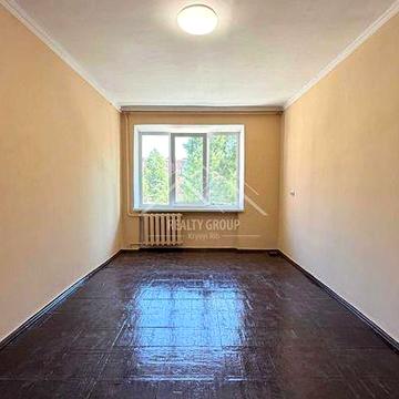 Продаж 2-к квартири на Червоній