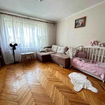Продаж 2 кімнати 51 м2, вул. Керамічна (Княгині Ольги) цегляний будинок (чешка)