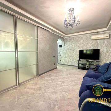 Оренда 3-кімнатної квартири з АВТОНОМНИМ ОПАЛЕННЯМ в центрі міста