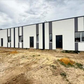 Продаж таунхаусів за низькою ціною в котеджному містечку, газифіковані світло електрика, від надійного перевіриного забудовника. Площа до 75 кв.м.