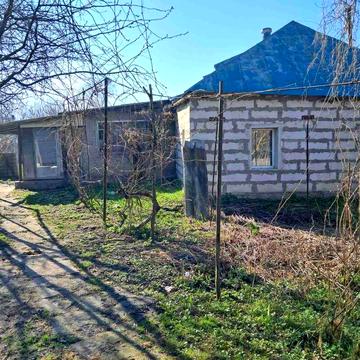 Будинок в селі Нова Басань, цікавить пишіть тел. 0631703595