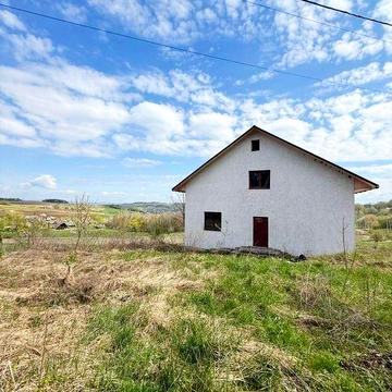 Продаж будинку в с. Валя Кузьміна