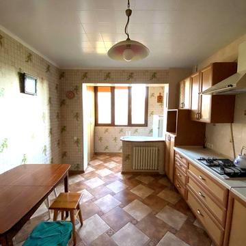 2й этаж!Сдаётся просторная квартира на ул. Семена Палія , буд. 97