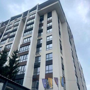 Продам 1 К. Виставка