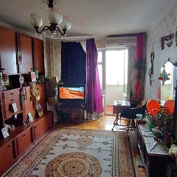 Продам 3-к.квартиру в Александровском р-не, ул. Школьная 25