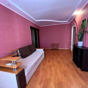 Продам 2-кімнатну в центральній частині Полтави