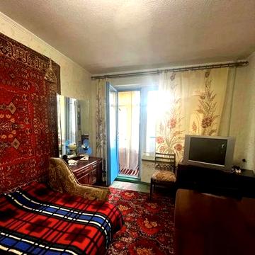 Продається 2-кімнатна  квартира 48м/кв смт. Рогань