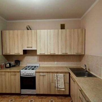 1 кімн.Виставка (Будівельників)новобуд, ремонт.