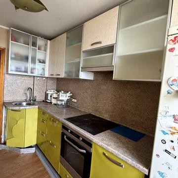 Предлагается 3 ком квартира на Заболотного. По программе можно