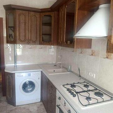 Продаж 2 кім. квартири (є Відновлення, Сертифікат)по вул.Соборності .