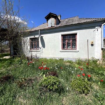 Будинок для міцної родини!
