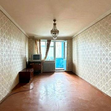 Продаж 2к квартири Політехнічна/Порика