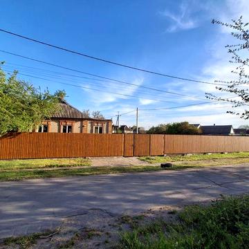 Продаж будинку Черноморська 54