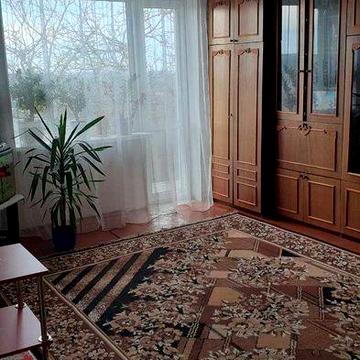 Продам квартиру 4-х кімнатну