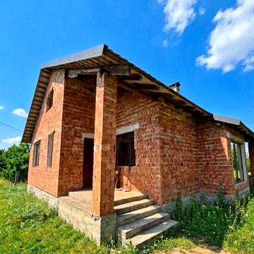 Продається житловий будинок біля м.Моршин