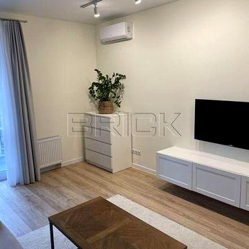 Продаж 2к квартири, 65м2, ЖК Кришталеві джерела, Голосіївський, Феофанія ЖК Кришталеві джерела