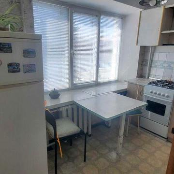 продам  2комн квартиру Соборный 144