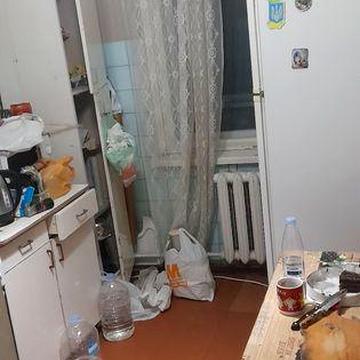 Сдам квартиру.  Двух кімнатна. Пятый поіерх. 35 дом . Ладижин.