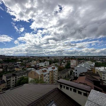 Оредна квартири 150м2 в самому центні з терасою 35м2