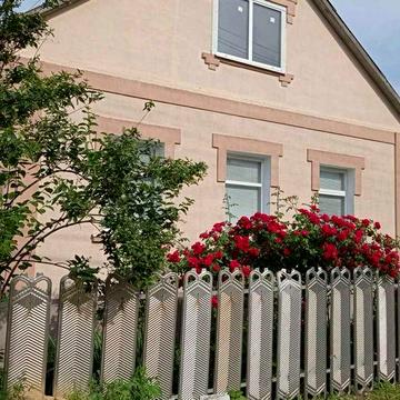 Продам 2-а дома на земле 35 соток