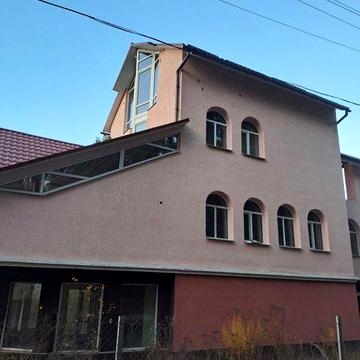 Продам будинок поряд ліс річка