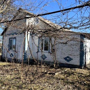 Продам будинок 95 кв м  поряд з містом! Можливий сертифікат!
