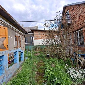 Продається Будинок в Садгорі.