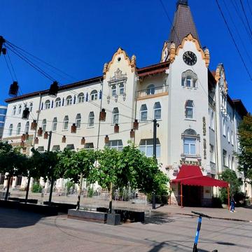 Продаю 3х комн. Сталинка. Центр центра города.ул.Первозвановская 2