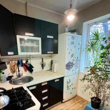 Здається 2-кімнатна квартира в Центральному (Кіровському) районі, пр. Богдана Хмельницького, 8.